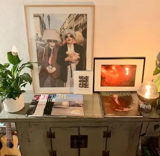 Full House Canal Saint-martin