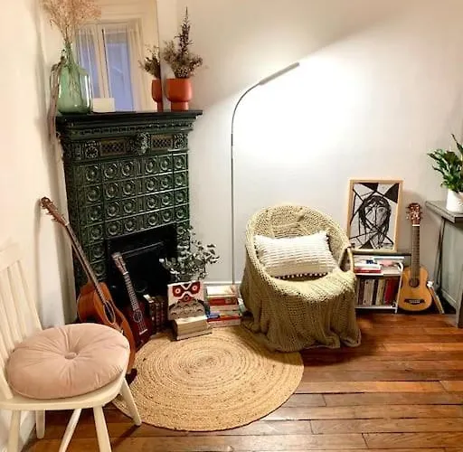 Full House Canal Saint-martin * パリ